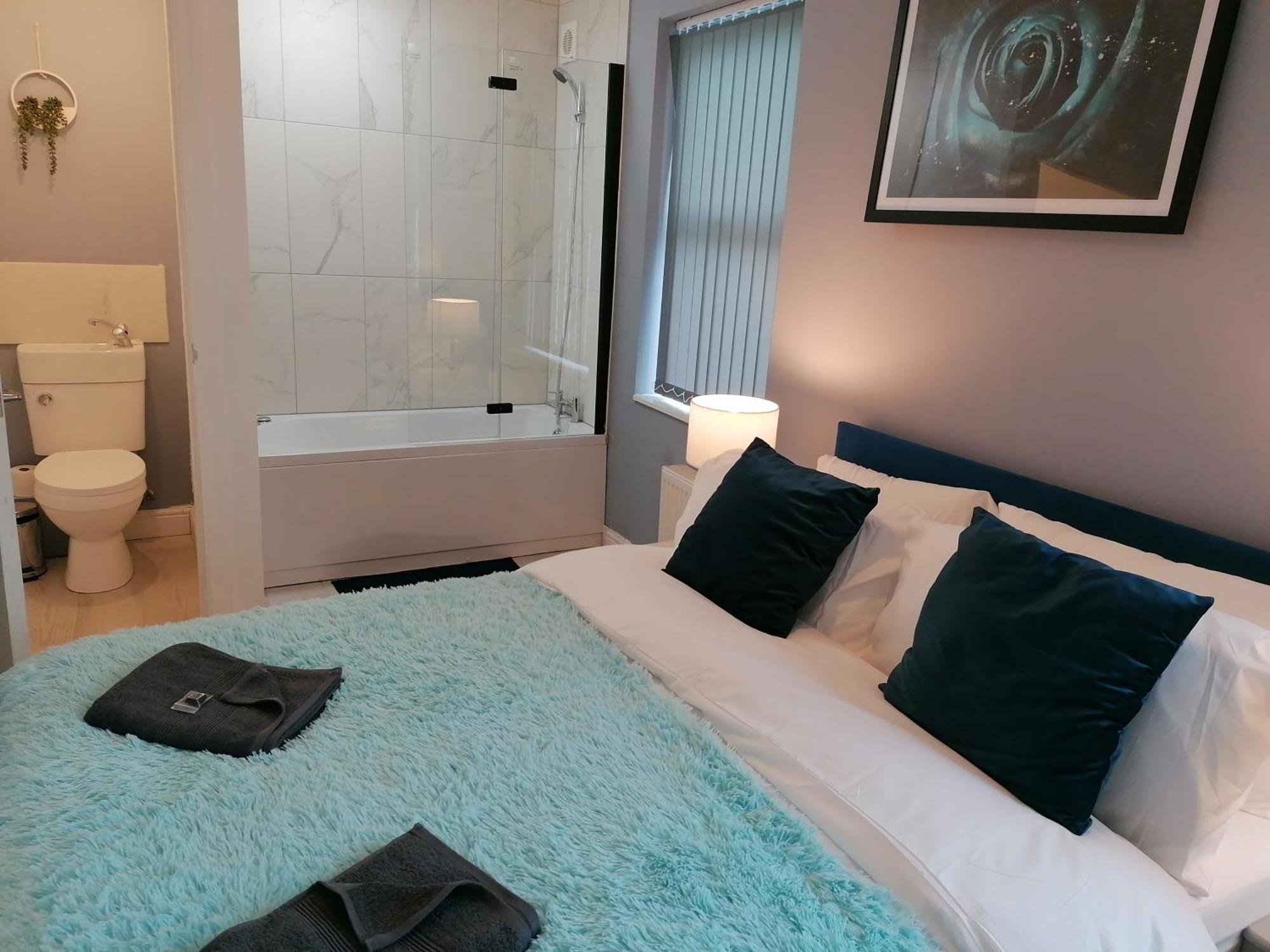 Blok 3 -Jacuzzi Suites, Apartment & Ensuite Rooms Μπλάκπουλ Εξωτερικό φωτογραφία