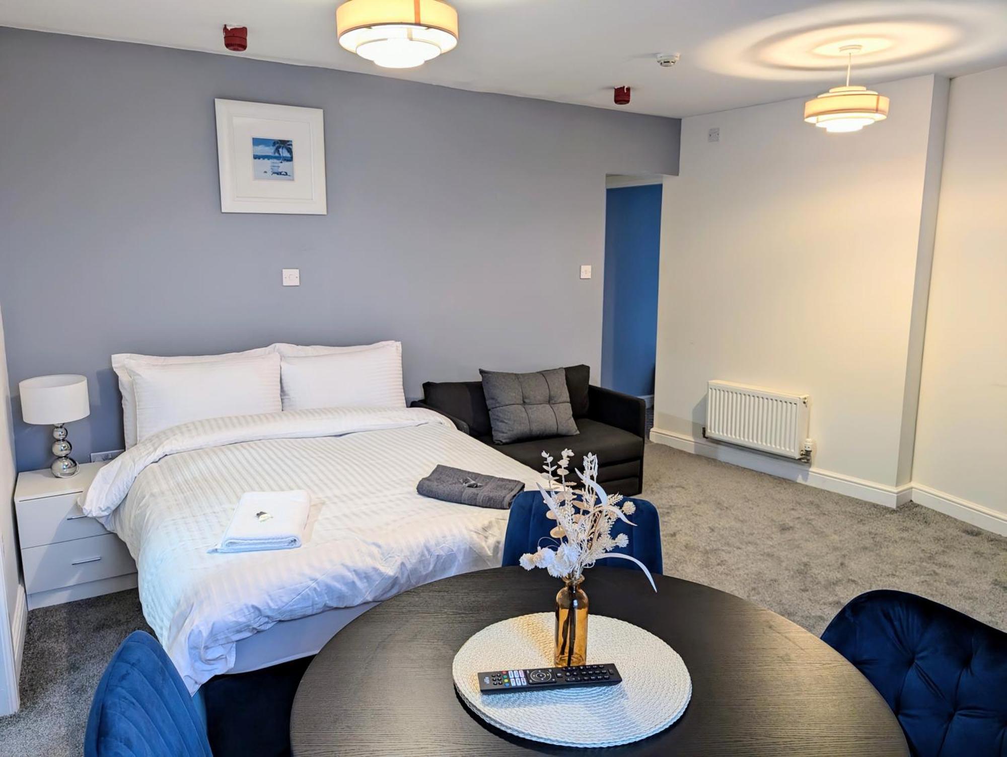Blok 3 -Jacuzzi Suites, Apartment & Ensuite Rooms Μπλάκπουλ Εξωτερικό φωτογραφία