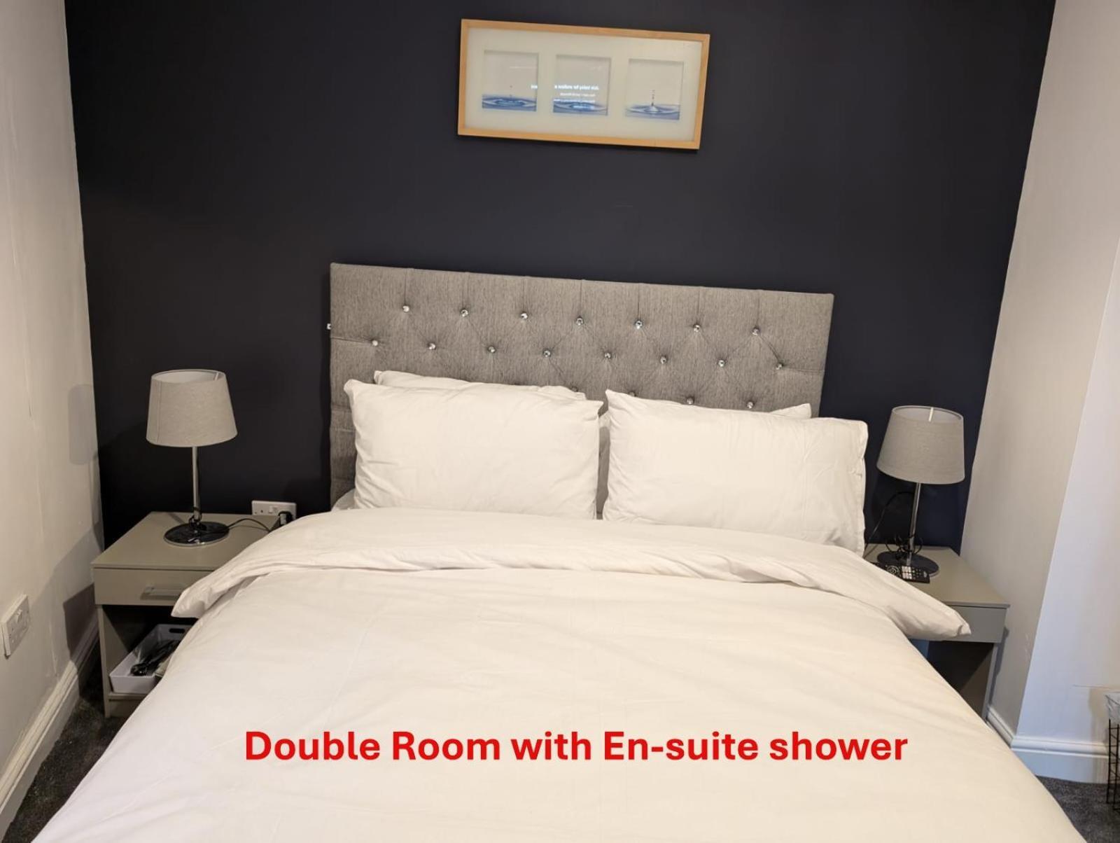 Blok 3 -Jacuzzi Suites, Apartment & Ensuite Rooms Μπλάκπουλ Εξωτερικό φωτογραφία