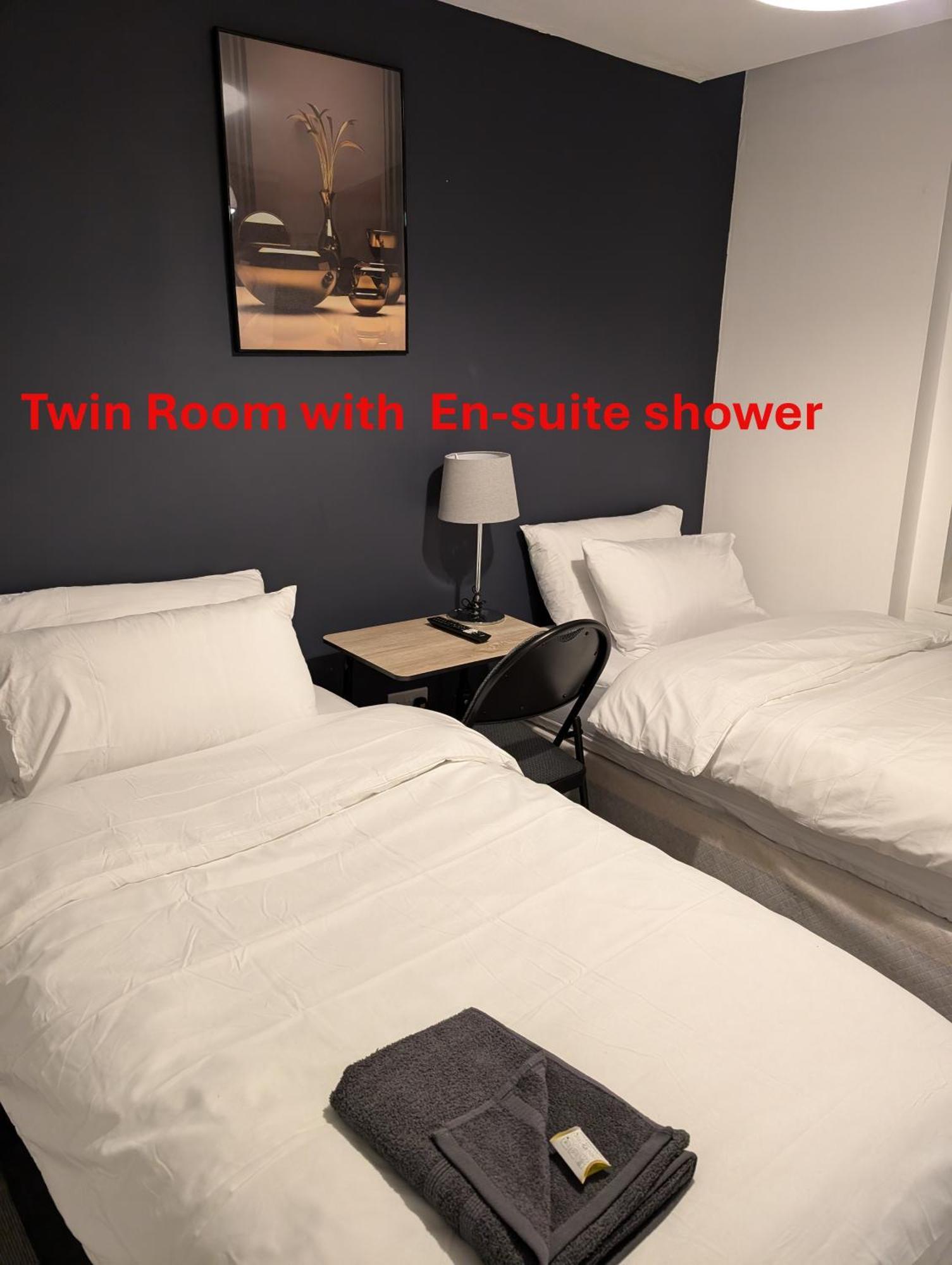 Blok 3 -Jacuzzi Suites, Apartment & Ensuite Rooms Μπλάκπουλ Εξωτερικό φωτογραφία
